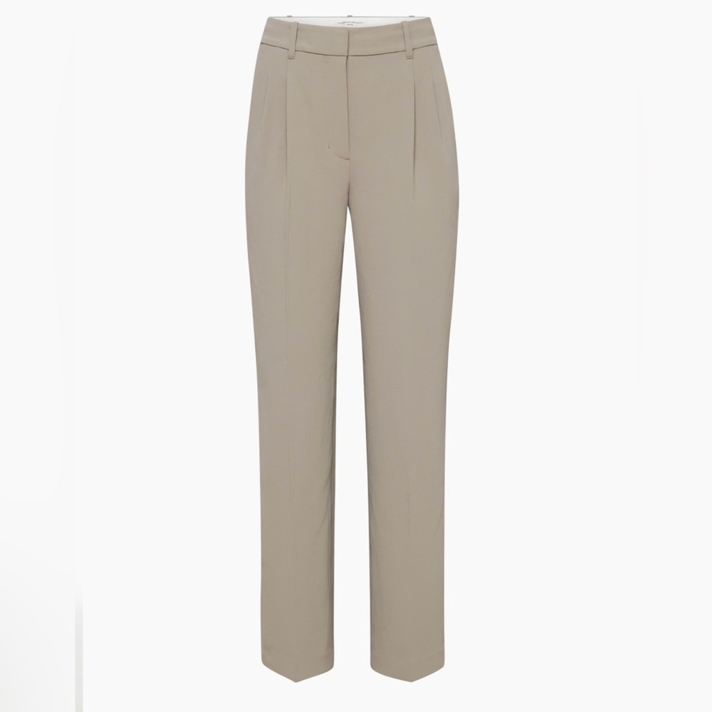 Aritzia Effortless Pant